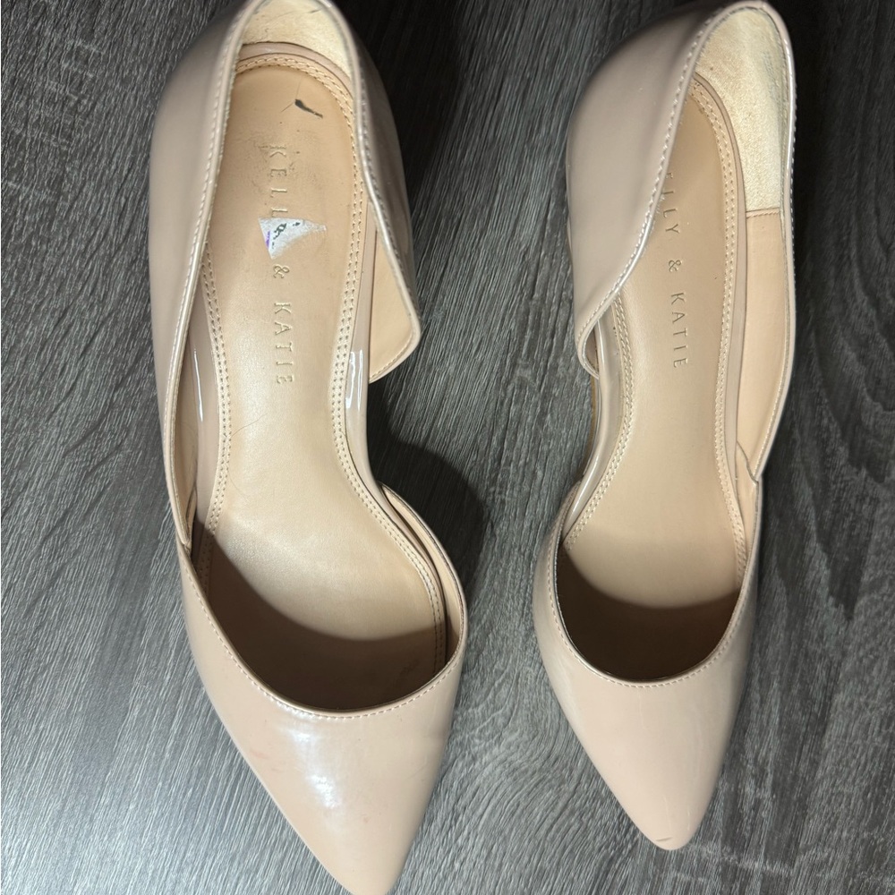 Kelly & Katie Women's Nude Heels